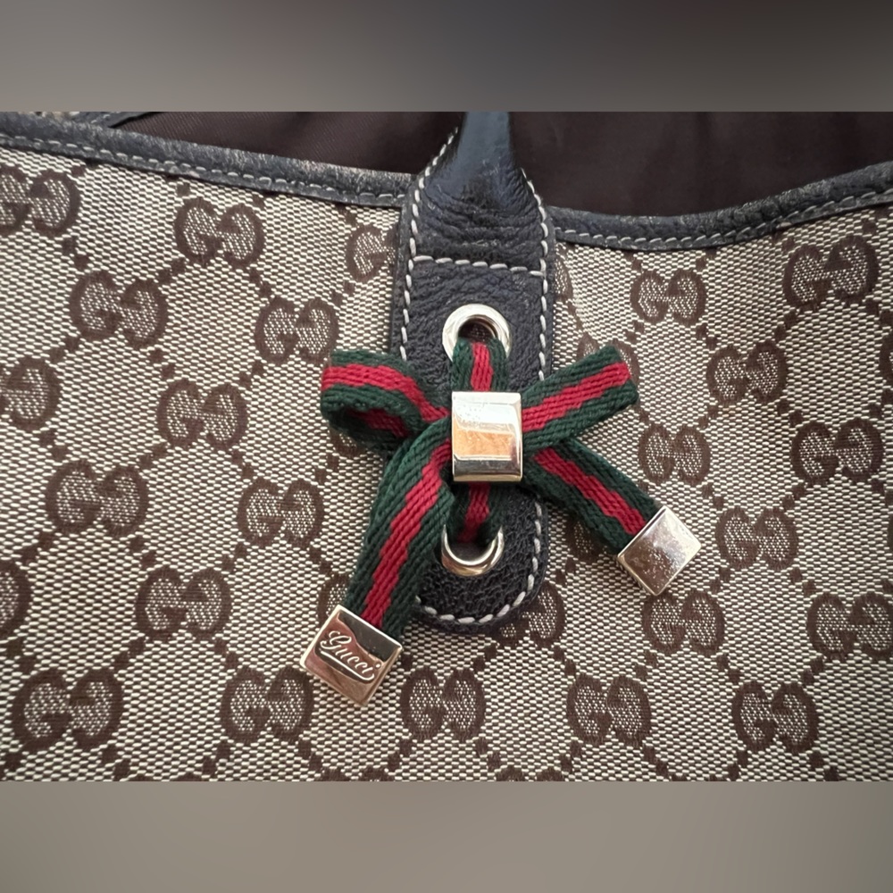 Authentic GUCCI tote/purse - Picture 5 of 5